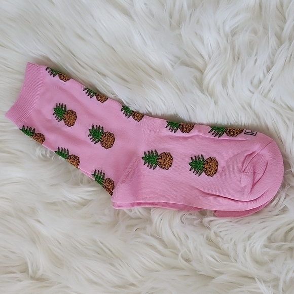 K. Bell 5 pairs of novelty socks-pineapple, flamingo, fish, and palm tree NIP - Picture 5 of 12